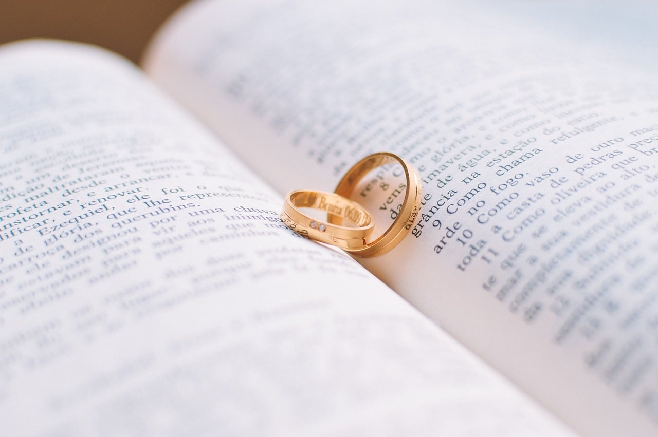 O que diz a Bíblia sobre Padrinhos de Casamento?